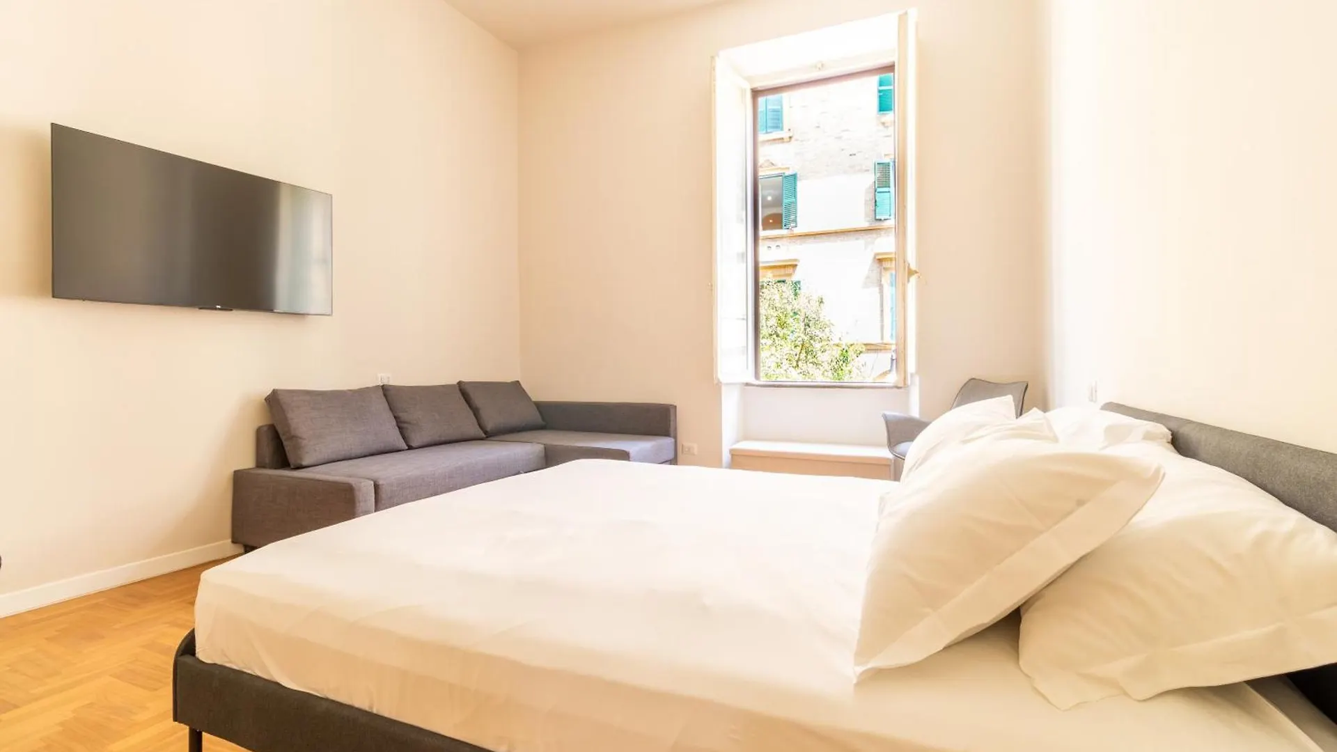 Cunabu Emilio Rom Hotell