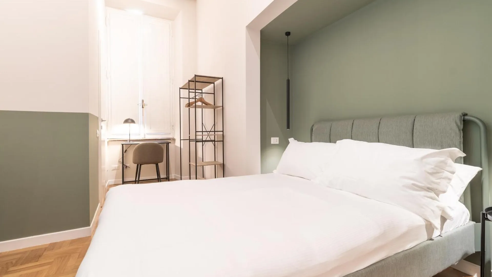 Cunabu Emilio Rome 4*,  Italy