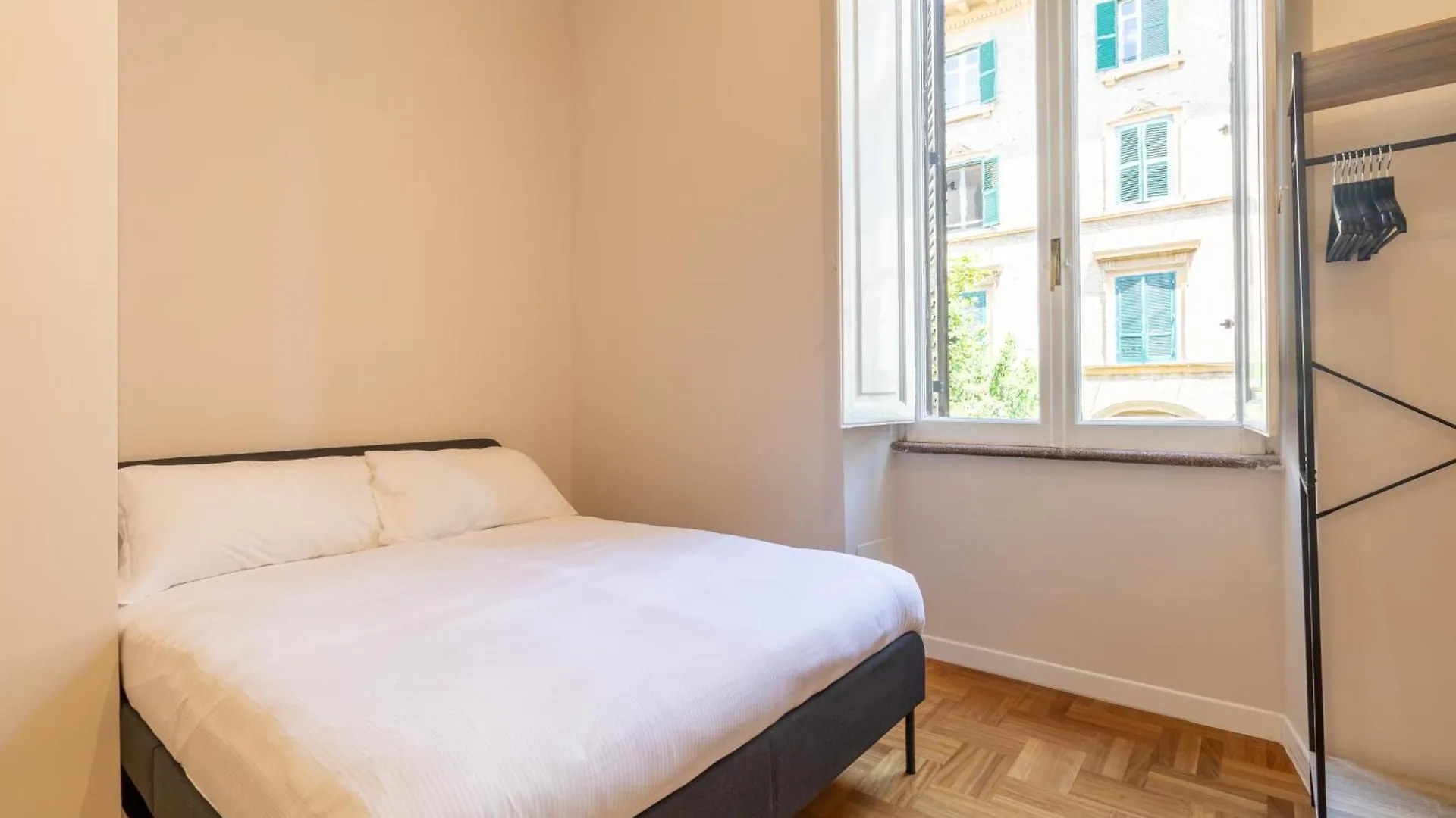 Cunabu Emilio Roma Hotel