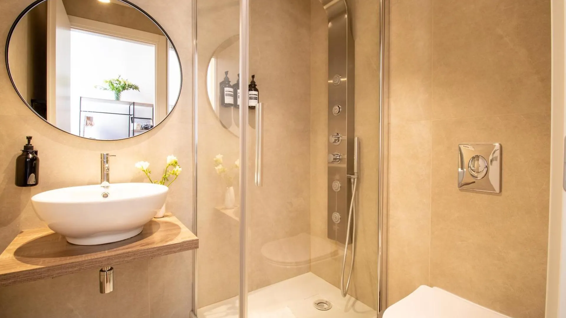 Hotel Cunabu Emilio Rome